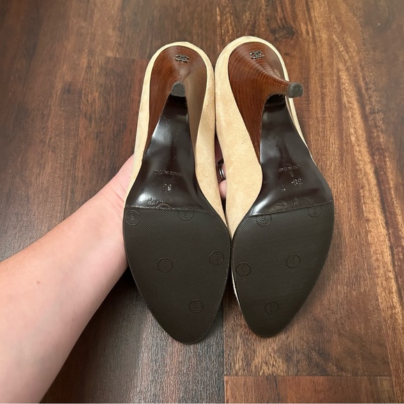 Chanel | suede heels size 38 - Picture 5 of 10